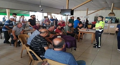 Yük Taşıyan Araç Sürücülerine Trafik Güvenliği Eğitimi 