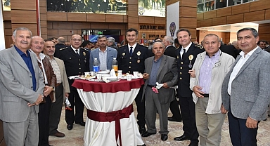 Polis Emeklilerini Mutlu Eden DAVET