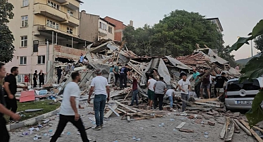 Balıkesir'de deprem: bir ölü 29 yaralı