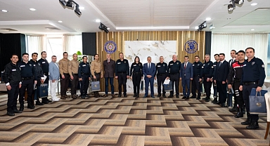 Başarılı Polislere Ödül 