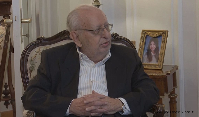 Eski TBMM Başkanı Hüsamettin Cindoruk Hayatını Kaybetti