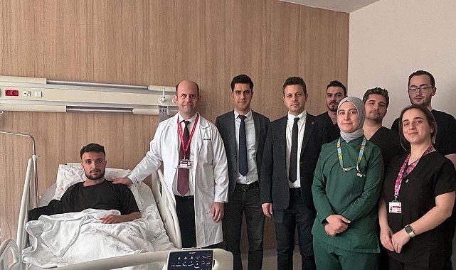 Bacağından alınan sinir koluna nakledildi! Genç hastaya ikinci şans