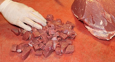 Kurban bayramında en sağlıklı et pişirme yöntemlerini açıkladı