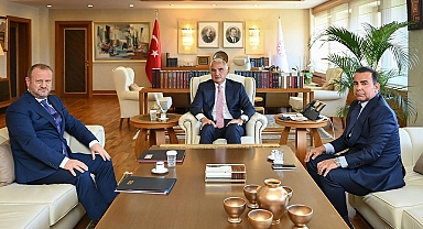 Bakan Ersoy ve RTÜK Başkanı Mehmet Daniş bir araya geldi! Buluşmanın gündemi yayıncılık oldu