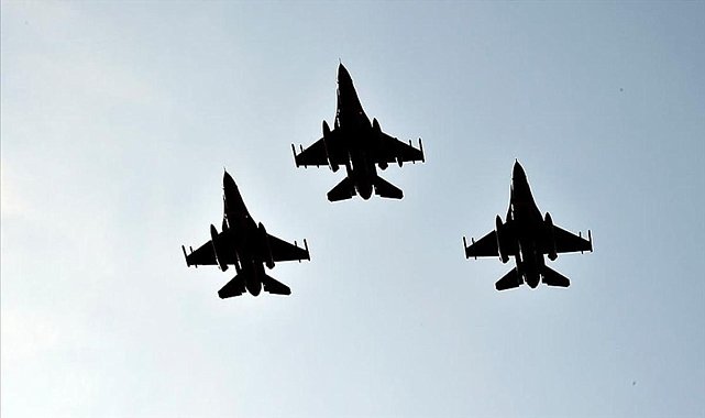 DMM: Türk uçaklarının Yunanistan hava sahasını ihlal ettiği iddiası gerçek dışıdır