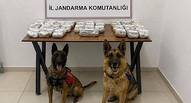 Hakkari’de 21 kilo 650 gram toz esrar ele geçirildi