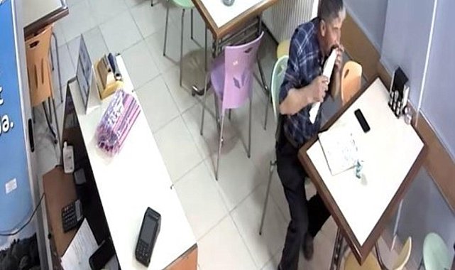 Heimlich manevrası ile boğulmaktan kurtuldu