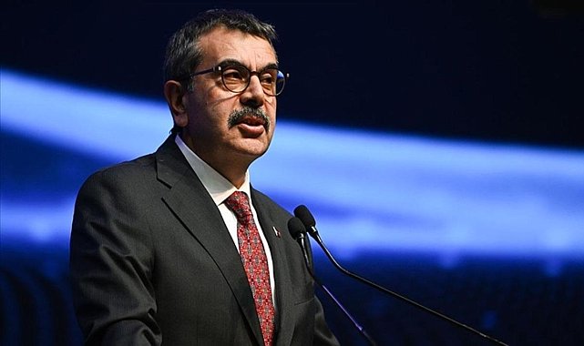 Müfredatta dikkat çeken değişim! Bakan Tekin duyurdu: Haçlı Seferleri değil