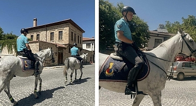 Tarihi Harput’ta atlı jandarma mesaisi