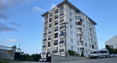 Binanın 7. katından düşen çocuk hayatını kaybetti