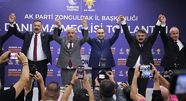 CHP'den istifa eden iki meclis üyesi AK Parti'ye geçti, rozetleri Bakan Kacır taktı