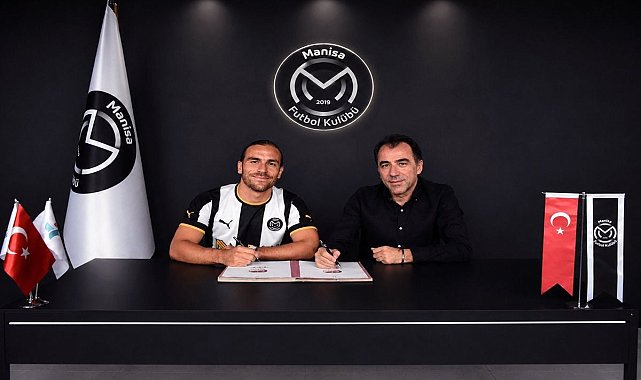 Manisa FK imza şov yaptı
