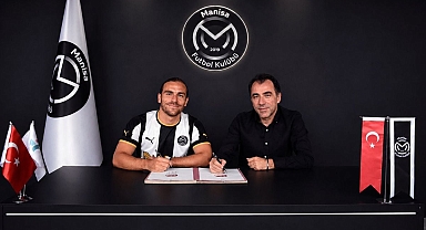 Manisa FK imza şov yaptı